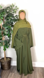 Nada material open Abayas
