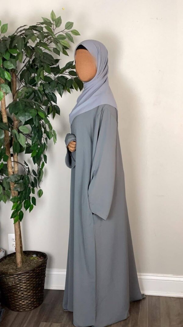 Nada CLOSED Abayas