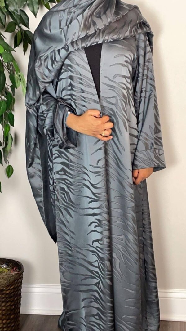 Jacquard Open Abayas