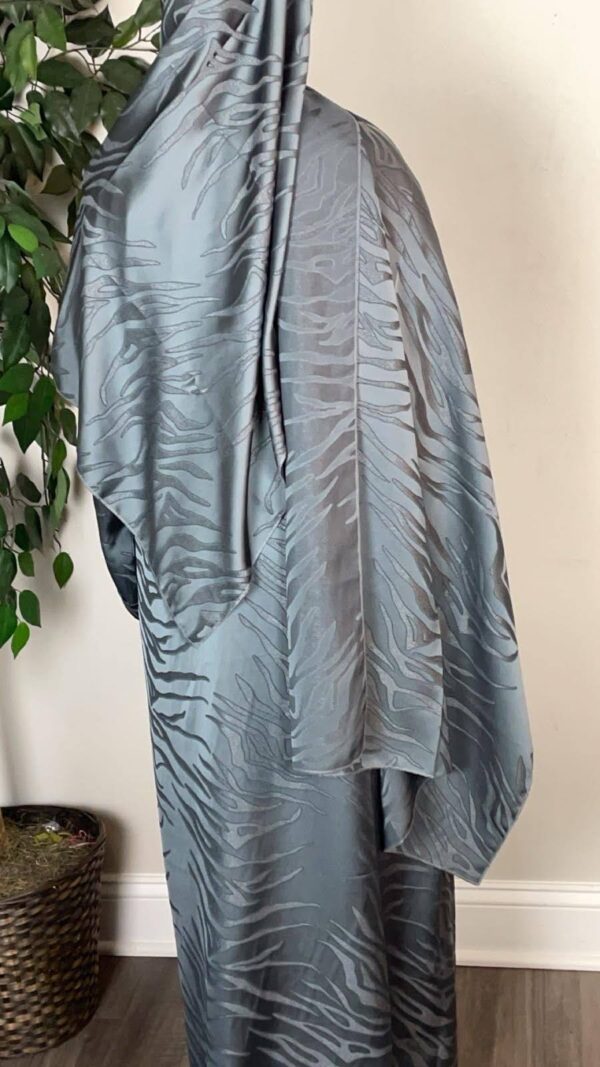 Jacquard Open Abayas